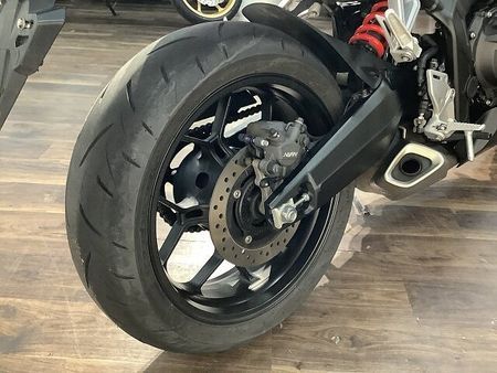 ホンダ CBR650R CBR650R ★2023年モデル/レバーカスタム/ヘルメットホルダー装備!! 27
