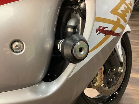 スズキ HAYABUSA ハヤブサ ★2015年モデル/ETC1.0標準装備/ヨシムラスリップオンマフラー/ストライ 21