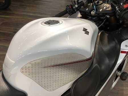 スズキ HAYABUSA ハヤブサ ★2015年モデル/ETC1.0標準装備/ヨシムラスリップオンマフラー/ストライ 38