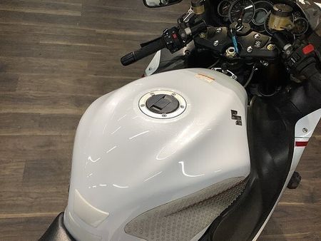 スズキ HAYABUSA ハヤブサ ★2015年モデル/ETC1.0標準装備/ヨシムラスリップオンマフラー/ストライ 39