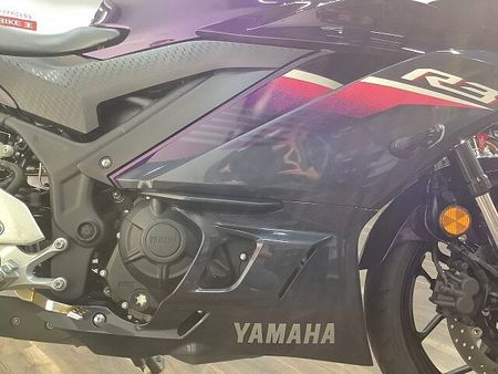 ヤマハ YZF-R3 YZF-R3 ★2023モデル/ドラレコ/USBポート/マルチバー 22