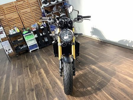 カワサキ Z900RS Z900RS SE ★2025年モデル/ワンオーナー/グリップヒーター/グラブバー 19