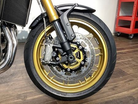 カワサキ Z900RS Z900RS SE ★2025年モデル/ワンオーナー/グリップヒーター/グラブバー 21