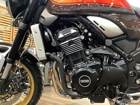 カワサキ Z900RS 【マル得】Z900RS ★50thアニバーサリー/エフェックスハンドル/グリップヒーター/ 18