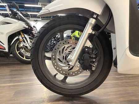 ホンダ ディオ110 DIO110 ★2011年モデル/ナックルバイザー/スクリーン 17