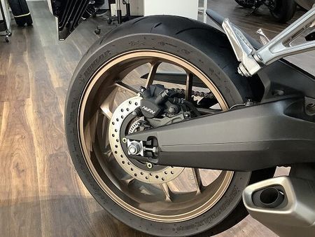 ホンダ CB650R CB650R ★2021年モデル/デイトナ製エンジンガード/グリップヒーター/USBポート 26