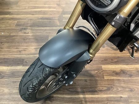 ホンダ CB650R CB650R ★2021年モデル/デイトナ製エンジンガード/グリップヒーター/USBポート 29