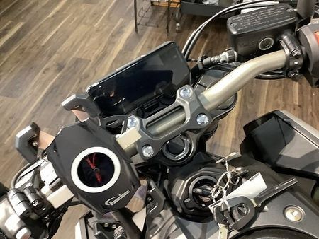 ホンダ CB650R CB650R ★2021年モデル/デイトナ製エンジンガード/グリップヒーター/USBポート 33