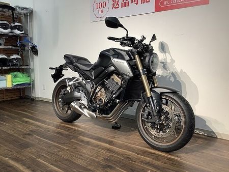 ホンダ CB650R CB650R ★2021年モデル/デイトナ製エンジンガード/グリップヒーター/USBポート 4