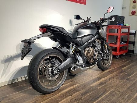 ホンダ CB650R CB650R ★2021年モデル/デイトナ製エンジンガード/グリップヒーター/USBポート 5