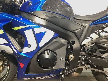 スズキ GSX-R1000 GSX-R1000 ★2015年モデル/ヨシムラUSAスリップオンマフラー/エンデュランス 17