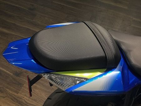 スズキ GSX-R1000 GSX-R1000 ★2015年モデル/ヨシムラUSAスリップオンマフラー/エンデュランス 37