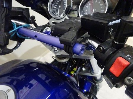ヤマハ XJR1300 XJR1300 2007年モデル/ワイバン製フルエキマフラー/ビキニカウル/USBポート一 22