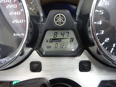ヤマハ XJR1300 XJR1300 2007年モデル/ワイバン製フルエキマフラー/ビキニカウル/USBポート一 8