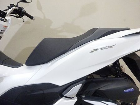 ホンダ PCX125 【スピード納車】PCX 2021年モデル/ノーマル車両/キー2本付き!! 32