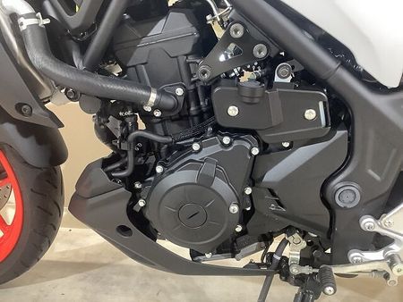 ヤマハ MT-03 (-2013) MT-03 ABS 2020年モデル/エンデュランス製リアキャリア装備/USBポート2口! 39