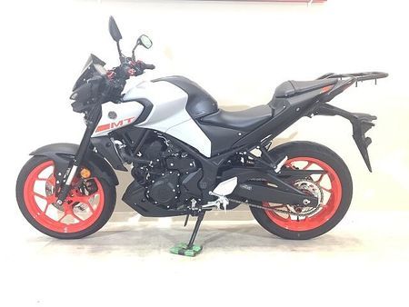 ヤマハ MT-03 (-2013) MT-03 ABS 2020年モデル/エンデュランス製リアキャリア装備/USBポート2口! 6