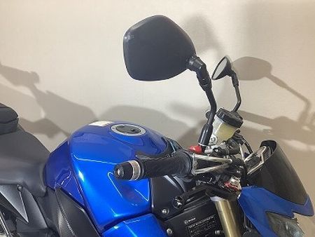 スズキ GSR750 GSR750 2012年モデル/リアキャリア装備/ヘルメットホルダー/純正スペアキーあり 12