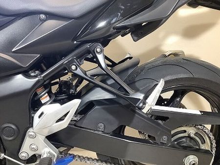 スズキ GSR750 GSR750 2012年モデル/リアキャリア装備/ヘルメットホルダー/純正スペアキーあり 36