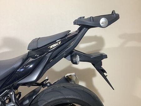 スズキ GSR750 GSR750 2012年モデル/リアキャリア装備/ヘルメットホルダー/純正スペアキーあり 38