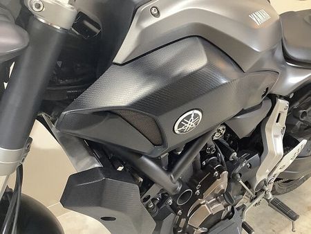 ヤマハ MT-07 MT-07 2017年モデル/エンジンスライダー装備/純正マスタキーあり 30