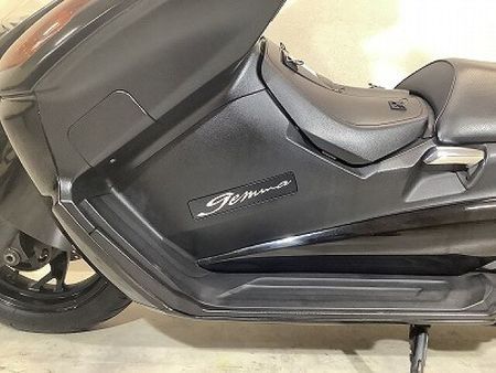 スズキ ジェンマ250 Gemma(ジェンマ) 2008年モデル/リアキャリア&タンデムバー部?ウィンドスクリーン 31