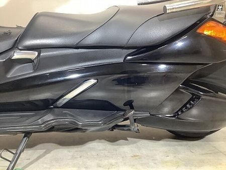 スズキ ジェンマ250 Gemma(ジェンマ) 2008年モデル/リアキャリア&タンデムバー部?ウィンドスクリーン 35