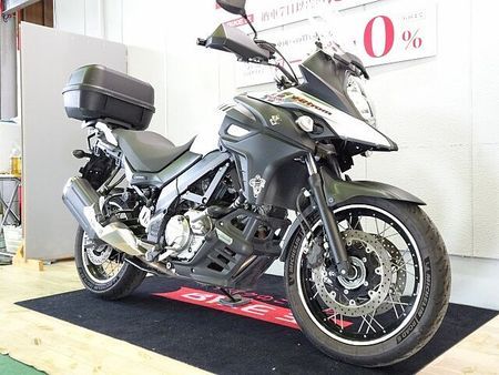 スズキ Vストローム650XT 【マル得】V-Strom 650XT(Vストローム)GIVIトップケース/USBポート装備 3