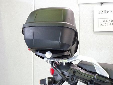 スズキ Vストローム650XT 【マル得】V-Strom 650XT(Vストローム)GIVIトップケース/USBポート装備 35