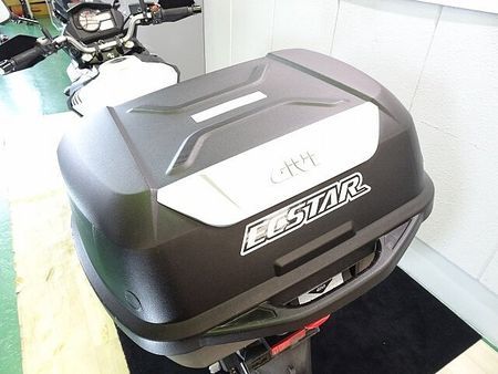 スズキ Vストローム650XT 【マル得】V-Strom 650XT(Vストローム)GIVIトップケース/USBポート装備 10