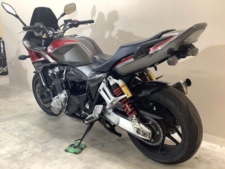 ホンダ CB1300スーパーボルドール CB1300スーパーボルドール ヤマモトレーシング製マフラー フレームスライダー装備 AB 6