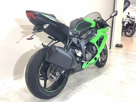 カワサキ ZX-6R 【マル得】Ninja ZX-6R(ニンジャZX-6R)/ABS/2016年モデル/東南アジ 4