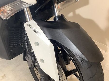 ヤマハ XMAX 250 XMAX ABS 2018年モデル/リモコンキー/グリップヒーター装備 16