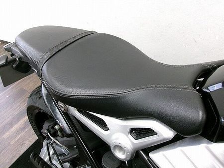 BMW R nineT R nine T AKRAPOVIC製マフラー/PUIG製リアフェンダー/Barracud 14