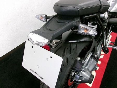 BMW R nineT R nine T AKRAPOVIC製マフラー/PUIG製リアフェンダー/Barracud 35