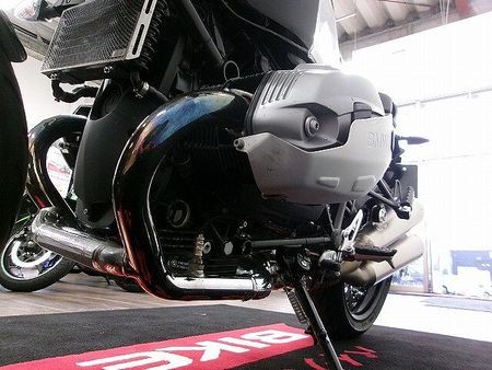 BMW R nineT R nine T AKRAPOVIC製マフラー/PUIG製リアフェンダー/Barracud 37