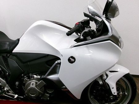ホンダ VFR1200F VFR1200F DCT リアボックス付/MiniUSBタイプB付/TANAX製レーダー探 27