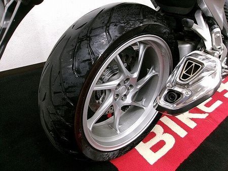 ホンダ VFR1200F VFR1200F DCT リアボックス付/MiniUSBタイプB付/TANAX製レーダー探 36
