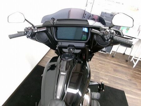 海外メーカーその他 海外メーカー その他 FLHX1920 ★ Street Glide★ ワンオーナー/バックレスト付/ダービーカ 18