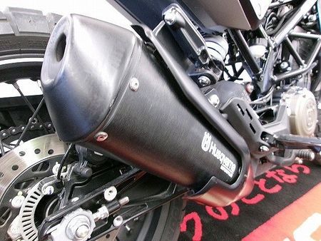 ハスクバーナ SVARTPILEN 401 SVARTPILEN 401 ヘッドライトカバー付/バーエンドミラーカスタム 12