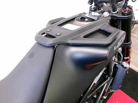 ハスクバーナ SVARTPILEN 401 SVARTPILEN 401 ヘッドライトカバー付/バーエンドミラーカスタム 28