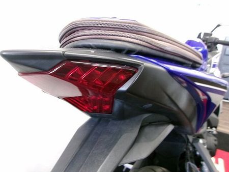 ヤマハ YZF-R25 YZF-R25 PRUNUS製スリップオンマフラー/ワイズギア製シートバック/マルチバー付 14