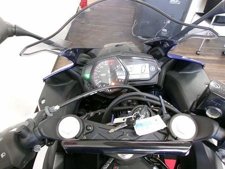ヤマハ YZF-R25 YZF-R25 PRUNUS製スリップオンマフラー/ワイズギア製シートバック/マルチバー付 18