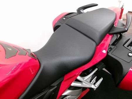 ホンダ VFR800F VFR800F サイドパニア装備/2017年モデル!! 12