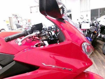 ホンダ VFR800F VFR800F サイドパニア装備/2017年モデル!! 28