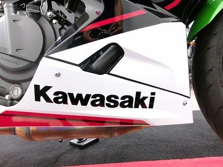 カワサキ ニンジャ 400 Ninja 400 OVERJMCA認可マフラー装備/フェンダーレス/スライダー装備 32