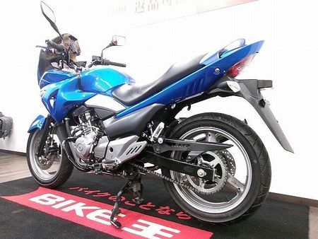 スズキ GSR250S GSR250S 社外マフラー/エンジンガード/U-KANAYA製レバーカスタム/2014年 5