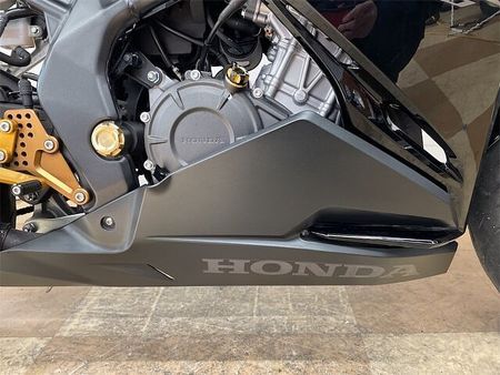 ホンダ CBR250RR (MC51) CBR250RR 2022年モデル Sniper製バックステップ フェンダーレス ナポレオ 17