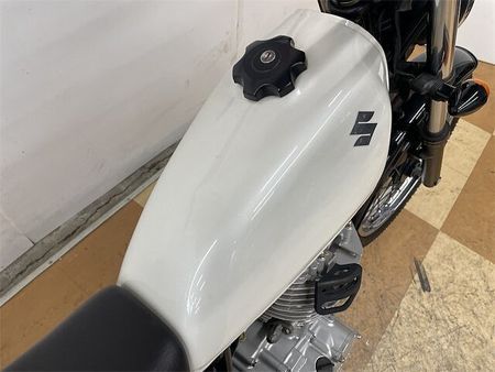 スズキ グラストラッカー グラストラッカー 2004年モデル リアキャリア サドルバックサポート装備 38