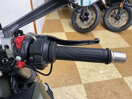 ドゥカティ STREETFIGHTER848 ストリートファイターV2 2023年モデル ワンオーナー フルノーマル車両 25